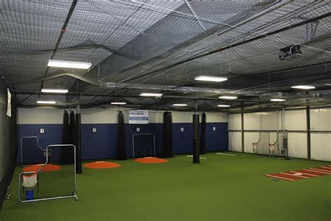 diamond sports baseball training facility.